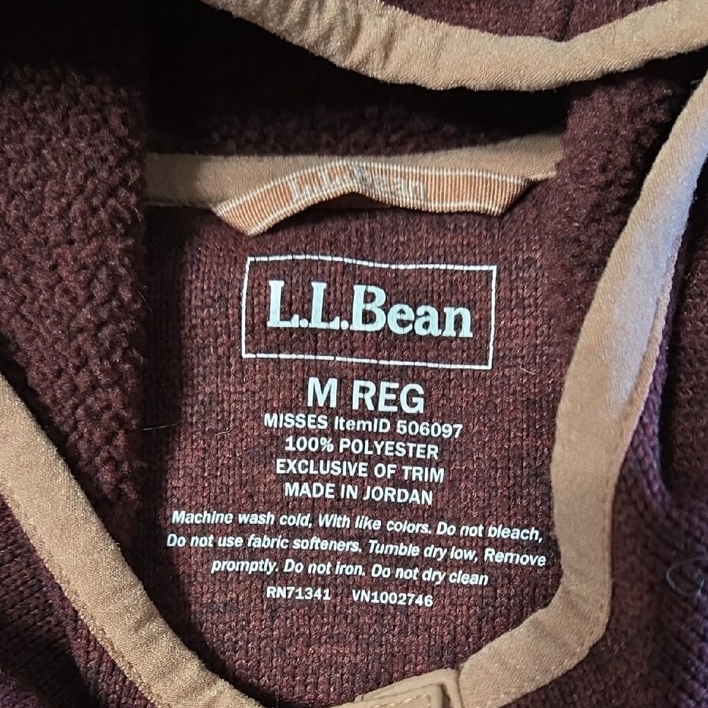L.L. Bean Sz Medium Womens Burgundy and Tan 1/2 Button Pullover Hoodie - Picture 2 of 6